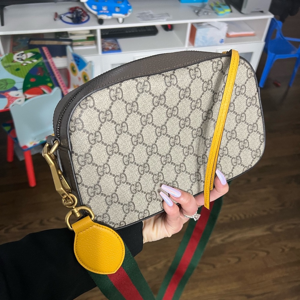 brand new gucci!!!!